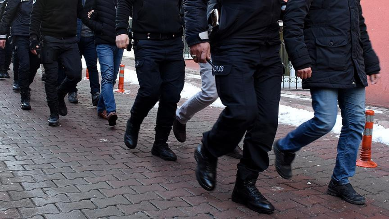 Aydın'da 1,1 Milyar TL'lik Dolandırıcılık Operasyonu: 20 Tutuklama