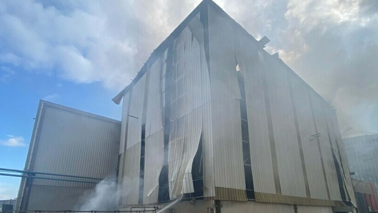Aliağa OSB'de Korkutan Patlama: Yağ Fabrikasında 1 Ölü, 4 Yaralı!