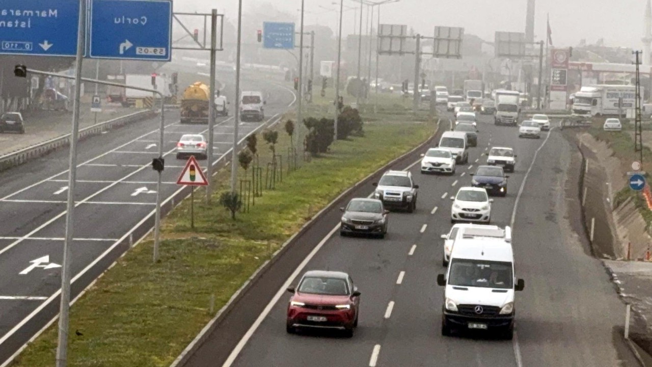 İstanbul-Tekirdağ Güzergahında Bayram Trafiği Yoğunlaştı