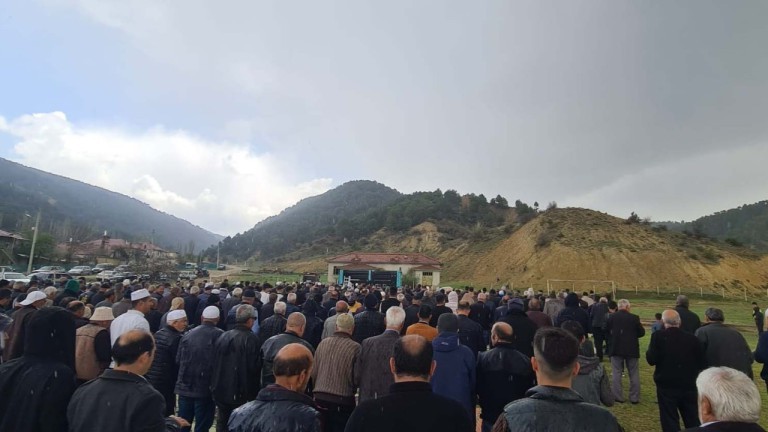 Çiğil mahallesi'nde yağmur duası anında sağanak sürprizi