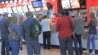McDonald's Türkiye'den 2 Bin Kişilik Dev İşe Alım Hamlesi! Kimler Başvurabilir, Şartlar Neler? İşte Detaylar!